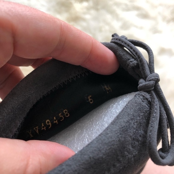 Stuart Weitzman Shorty Slate Suede Bootie 6 - Picture 3 of 8